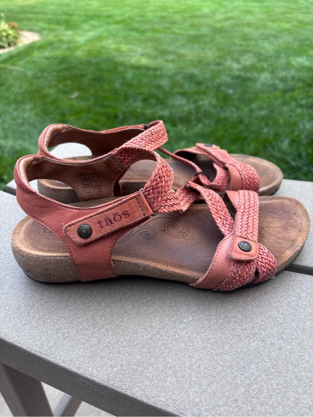 Taos Footwear Trulie burnt orange Women's Sandals